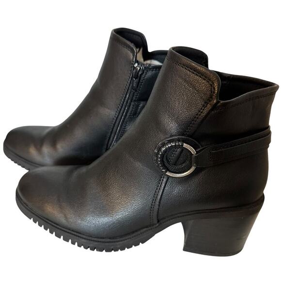 Baretraps Felicia Vegan Leather Chunky Heel Side Zip Black Ankle Boots Sz 8.5 M - Picture 13 of 16